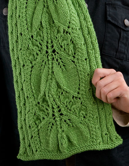 falling-leaves-scarf-knitting-patterns-and-crochet-patterns-from