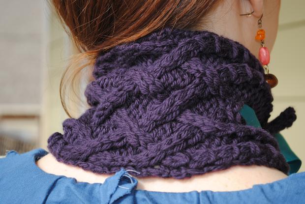 Braided Ribbon Cowl - Knitting Patterns and Crochet Patterns from KnitPicks.com