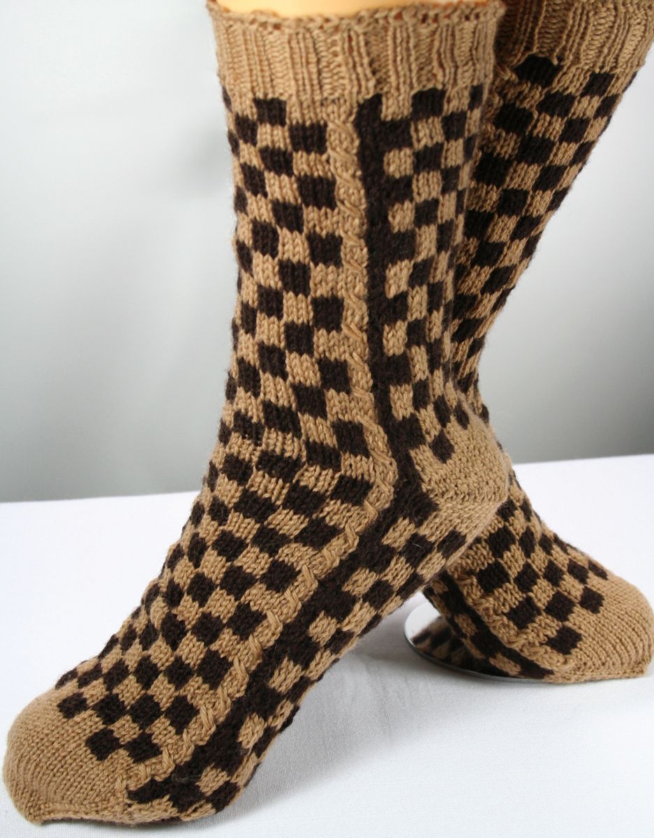 LouisVuitton-Inspired Socks Pattern - Knitting Patterns and Crochet Patterns from www.paulmartinsmith.com