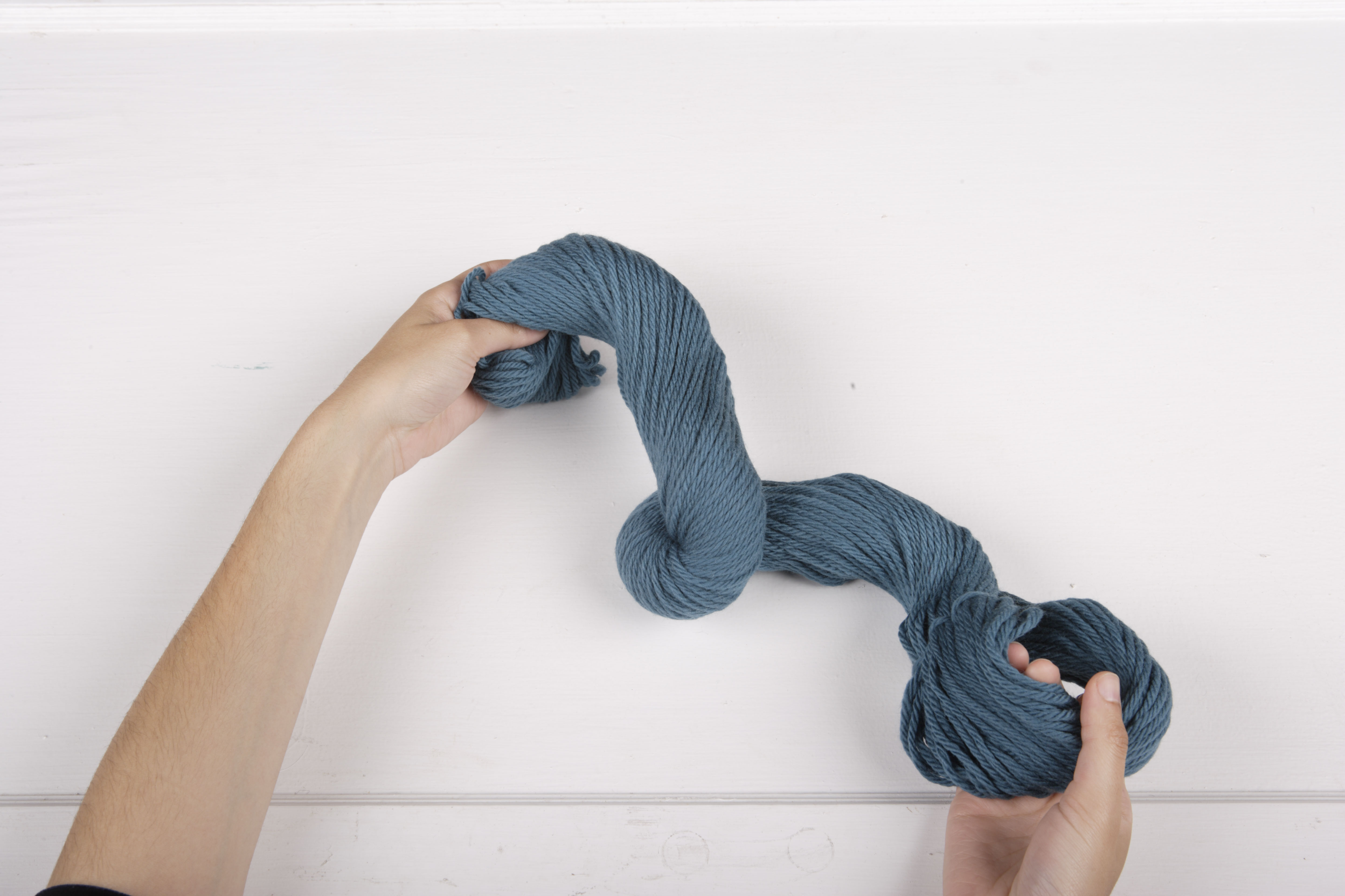 How to wind a skein of yarn into a ball (with no equipment)