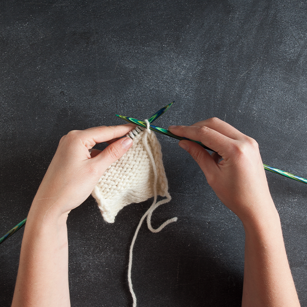 Learn to Knit: Purl Stitch Continental