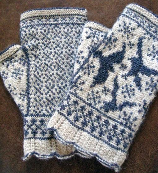 Ravens in Snow Fingerless Mitts - Knitting Patterns and Crochet ...
