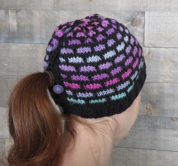 Ombre Bricks Ponytail Hat - Knitting Patterns and Crochet Patterns from ...