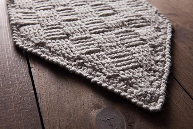Tissiere Table Runner - Knitting Patterns and Crochet ...