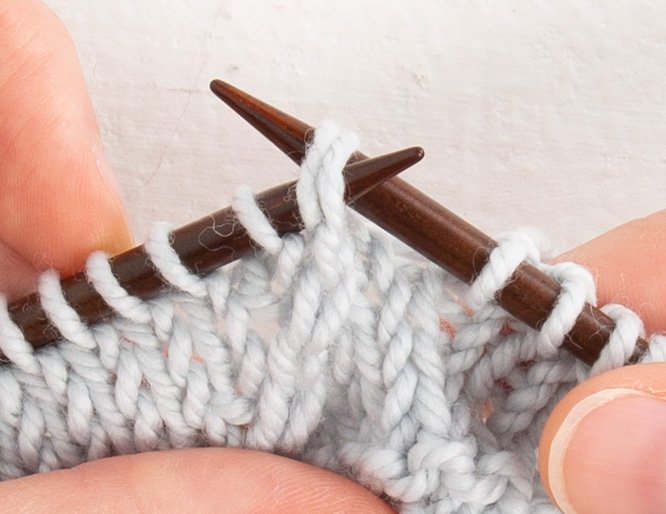 How to Use Loops Yarn (Knit, Purl, Twist, Cables, Bind off, change yarn) 