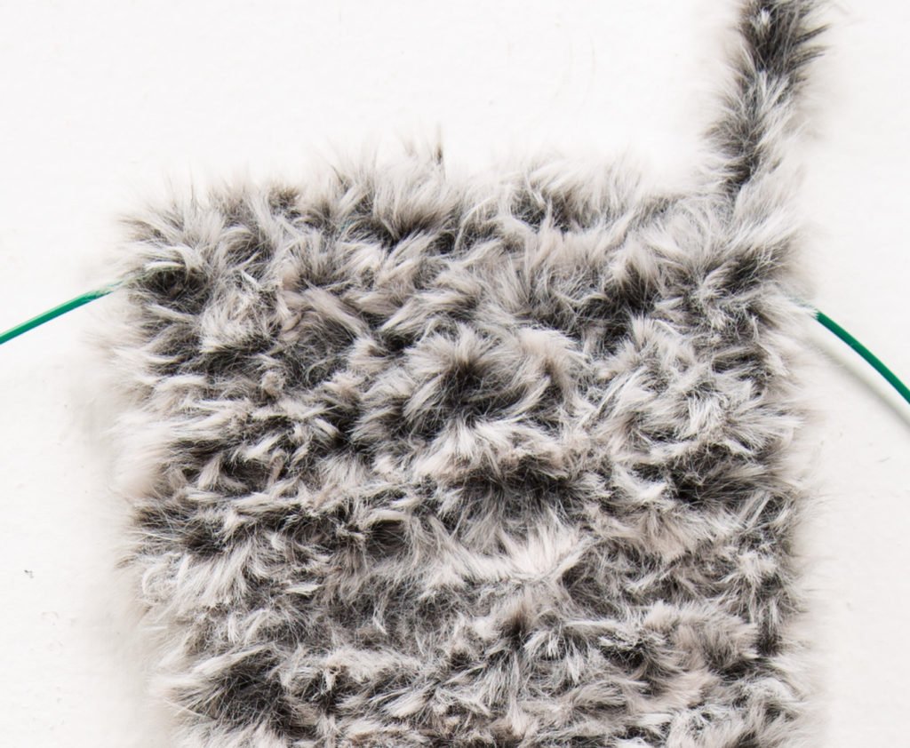 4 tips for knitting with fuzzy yarn