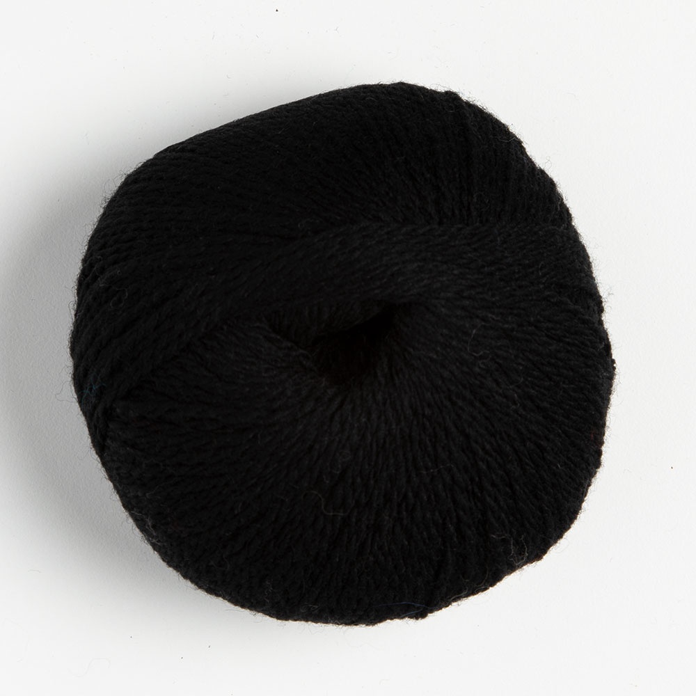 Black Yarn 