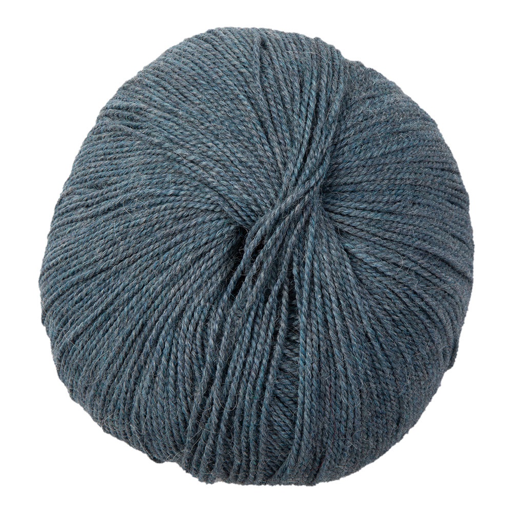 Alpaca wool blend sport weight yarn