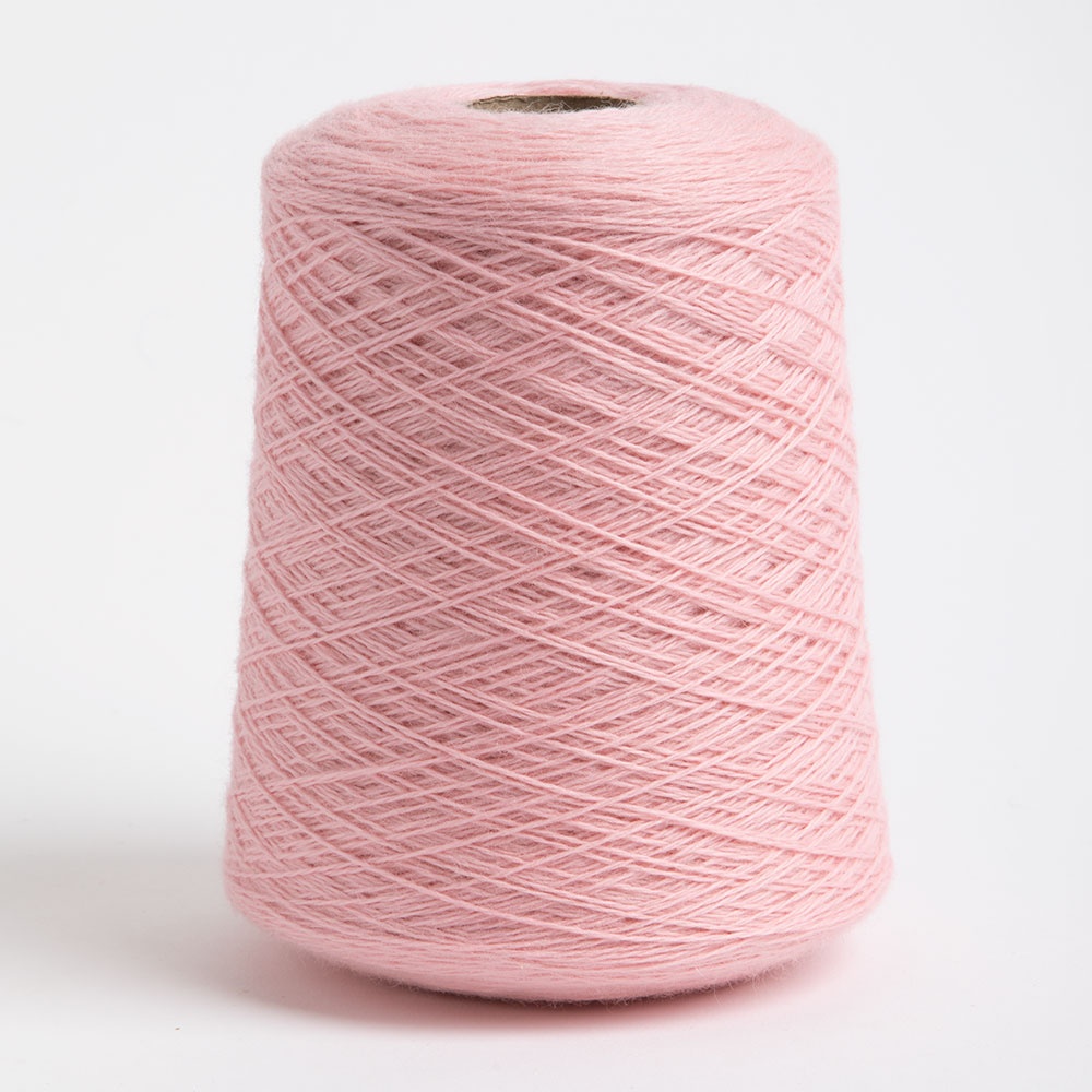 Y.A.R.N ピンク Blush Yarn - Perfect for Soft, Elegant Projects