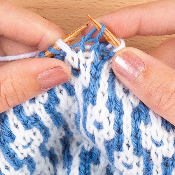 Mosaic Knitting and Slipping Stitches