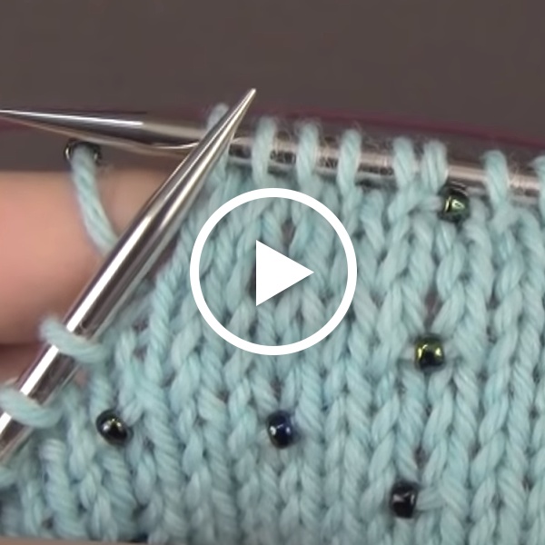 Knitting with Beads: The Stringing Method