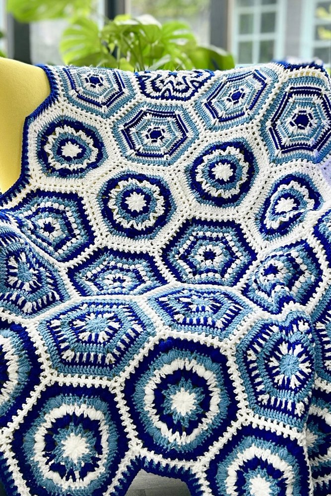 Winter Wishes Blanket: Crochet the Magic of the Season