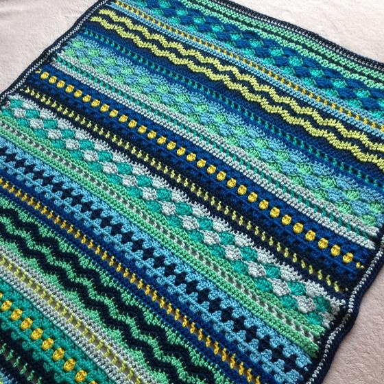 blue crochet baby blanket