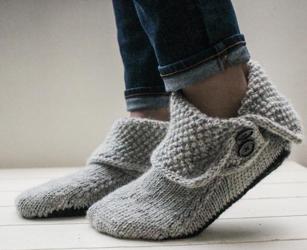 3-in-1 Button Boots - knitting pattern