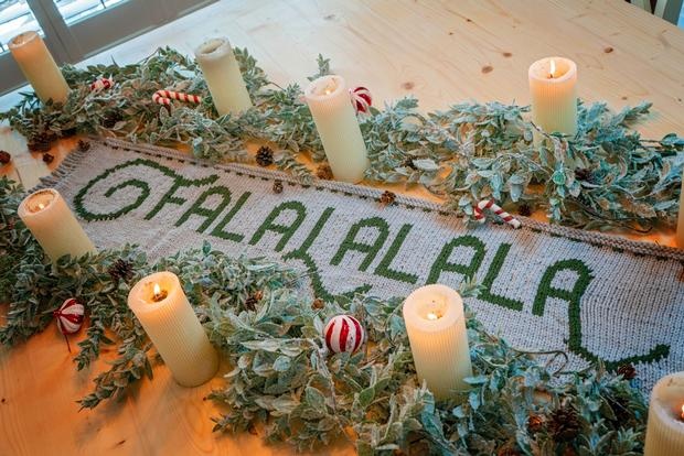 Falalalala Knit Table Runner - knitting pattern