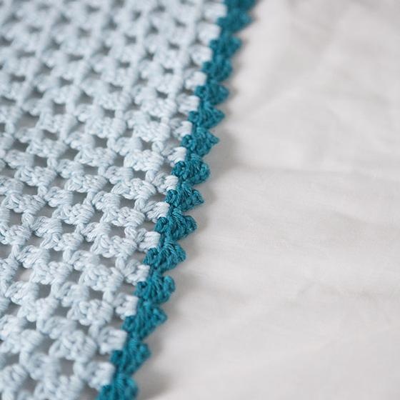 Free Crochet Blanket Pattern: Toasted Marshmallow Throw Em's Fiber