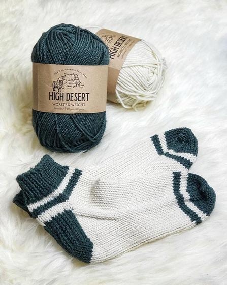 What Is Fingering/Sock/Sport/DK/WorstedWeight Yarn?