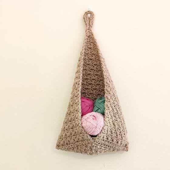 Suzette Hanging Basket - knitting pattern