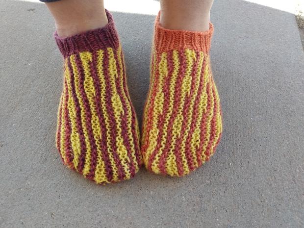 Midnight Snacker Slippers - knitting pattern