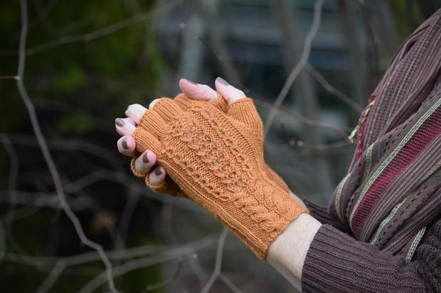 Kenai fingerless clearance gloves