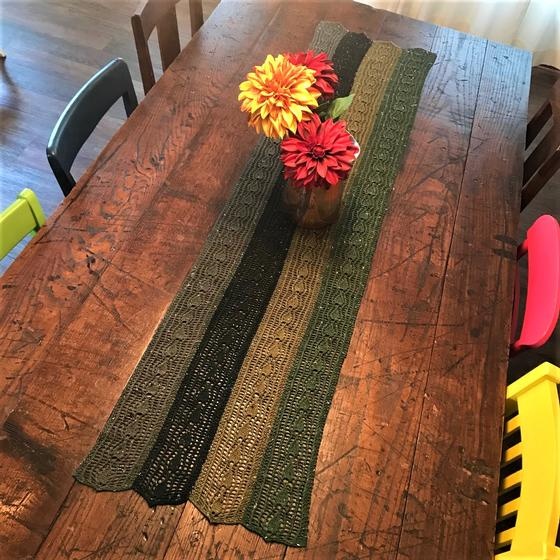 Gathering Table Runner - knitting pattern