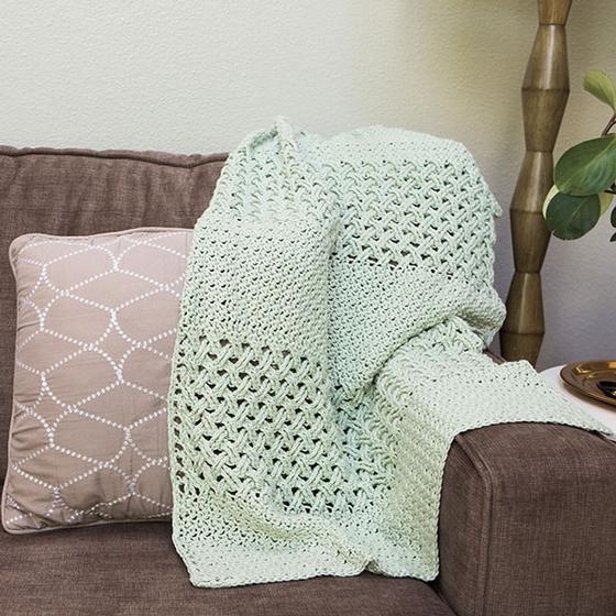 Woven discount yarn blanket