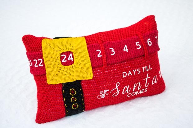 Advent pillow hotsell