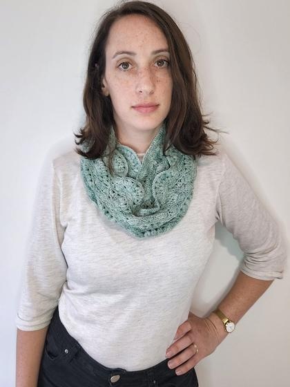 Clover Fan Infinity Scarf Crochet Pattern | Crochet.com