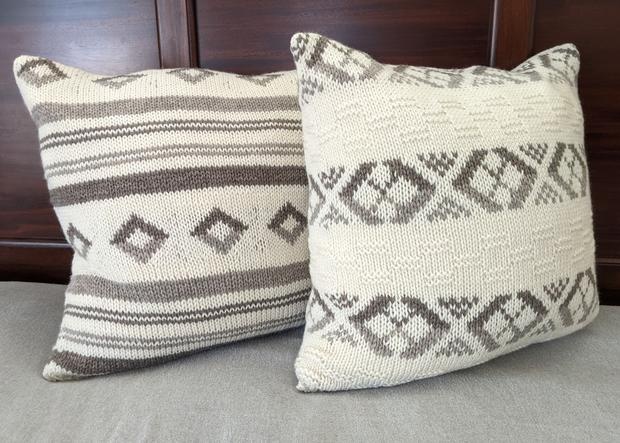 Earthy Pillows - knitting pattern