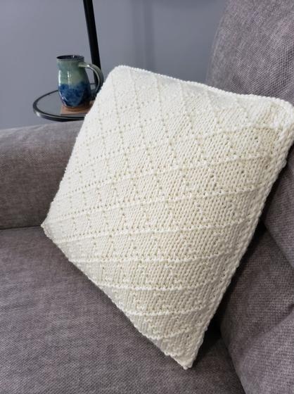 Facet Pillow - knitting pattern