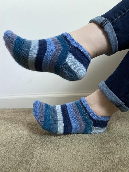 Simple Striped Shorties - knitting pattern