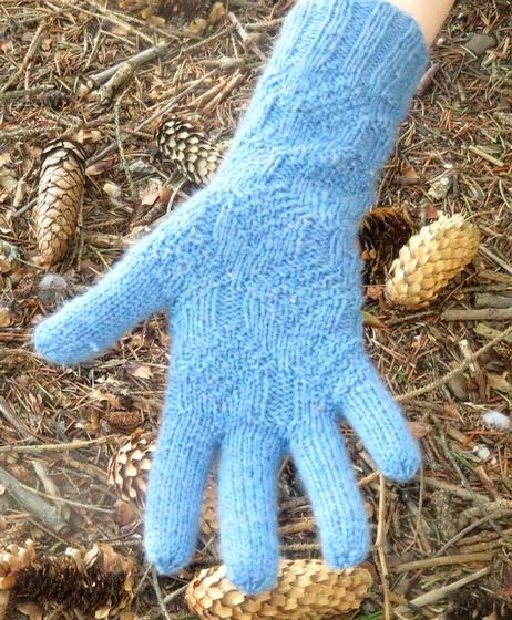 Pine Cone Gloves - knitting pattern