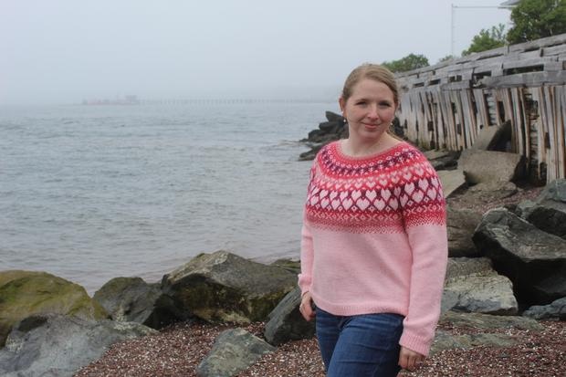 Cinnamon Hearts Pullover - knitting pattern