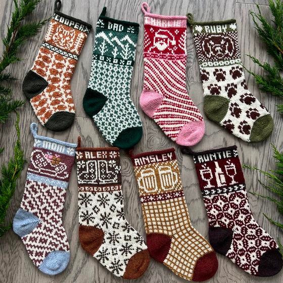 Christmas Stockings - FREE PDF Knitting Pattern and Full Video