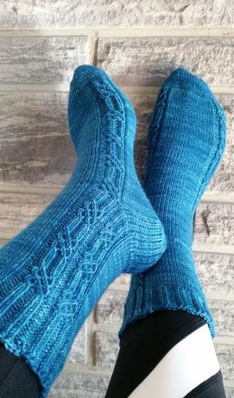 Twist and Shout - knitting pattern