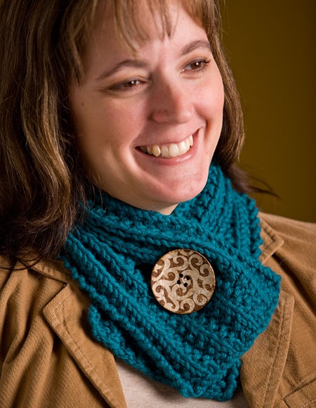 Mistake Rib Neckwarmer | KnitPicks.com