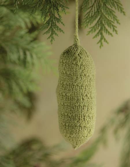 Christmas Pickle Ornament - knitting pattern