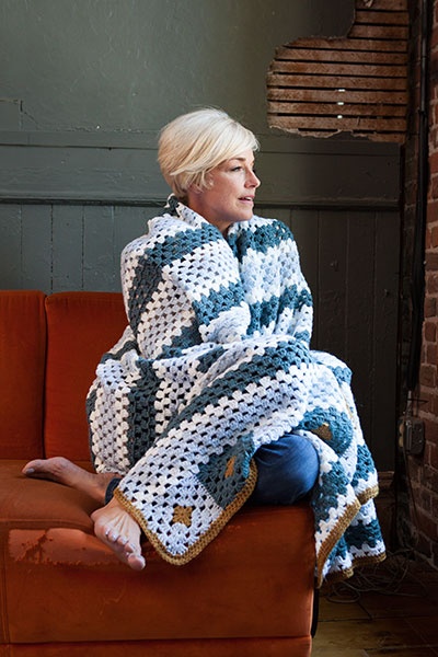 Squares + Stripes Blanket - knitting pattern