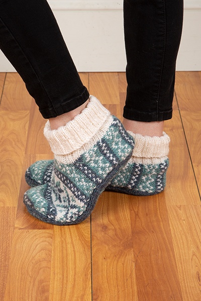 Frost Slippers - knitting pattern