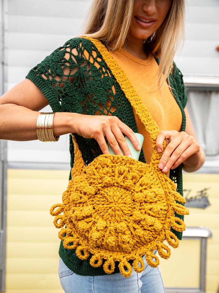 Crochet on sale circle bag