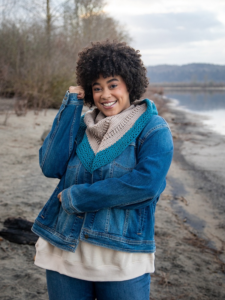 Beach Stroll Shawl – Lightweight Crochet Wrap