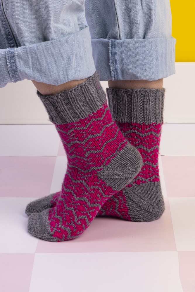 Wayfinder's Socks - knitting pattern