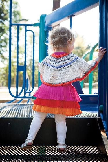 Bouquet Poncho and Bonnet Crochet Set - knitting pattern