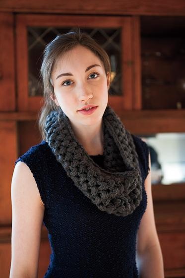 Puff Stitch Crochet Cowl - knitting pattern