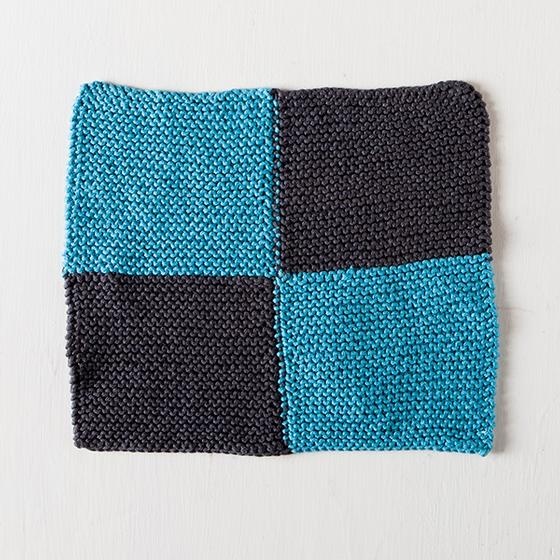 Introduction To Intarsia Dishcloth - knitting pattern