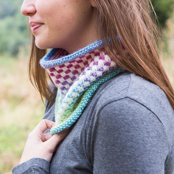 Dotty Cowl - knitting pattern