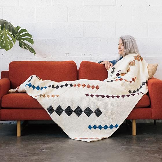 Call & Response Throw - knitting pattern