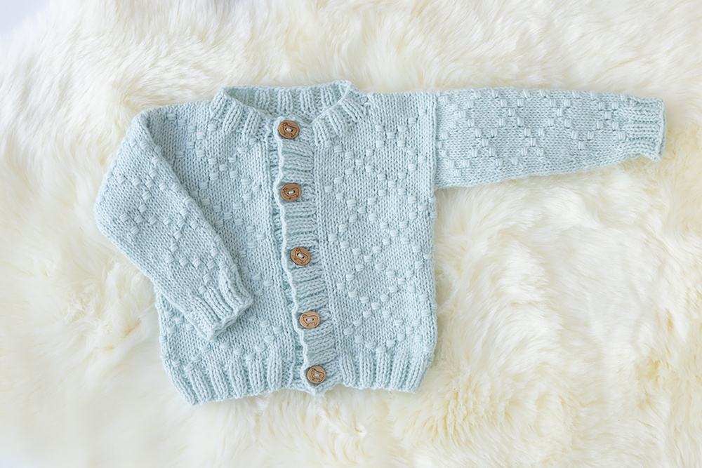 Wool store baby cardigan