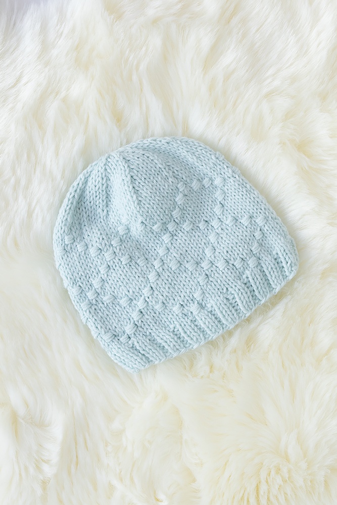 Cute as a Button Baby Hat - knitting pattern