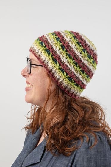 Free Play Hat - knitting pattern